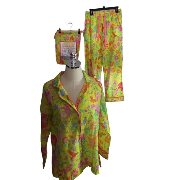 NEW $129 Gretchen Scott Medium 2 Pc Pajamas Lime Green Birds And Bees Top/Pant - Picture 3 of 11